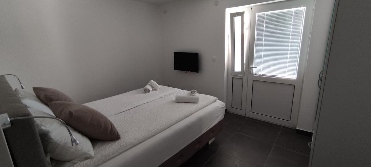 Zoran Apartments Sveti Stefan Dış mekan fotoğraf